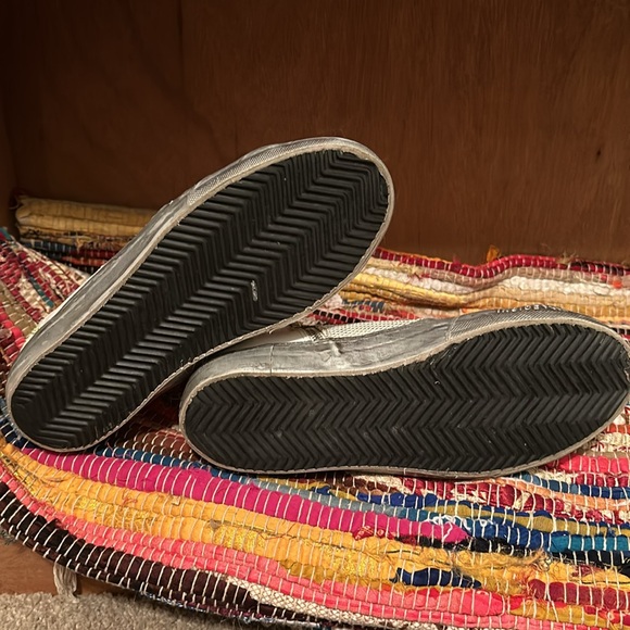 Like new Golden Goose “slide” sneakers. - Picture 6 of 7